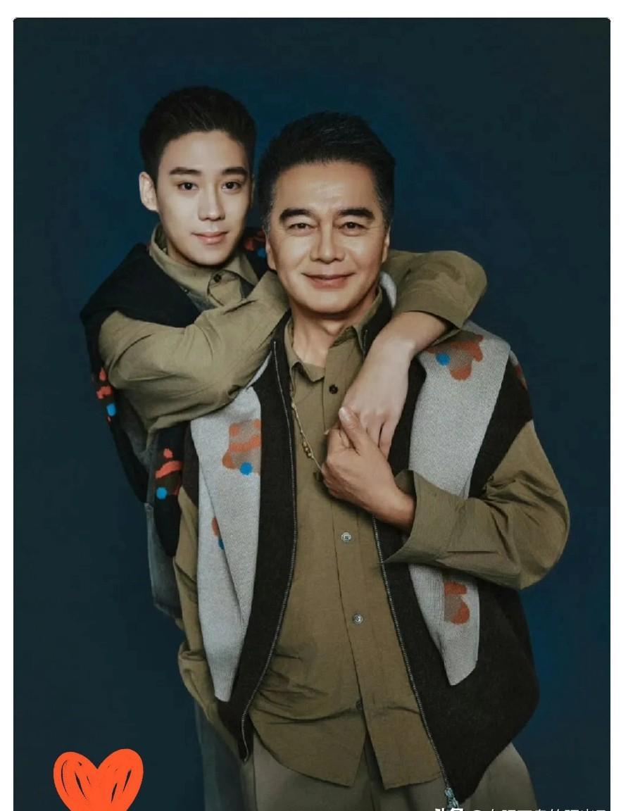 横店零度冰河，他纵身跳下时，手里攥着抗癌母亲的医嘱。母亲何晴在病床上教他“宽容