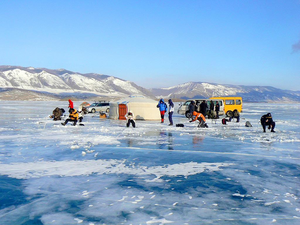 在我们的印象当中，贝加尔湖是一个并不陌生的地方，既有诗意，亦有失意，但更多人了解
