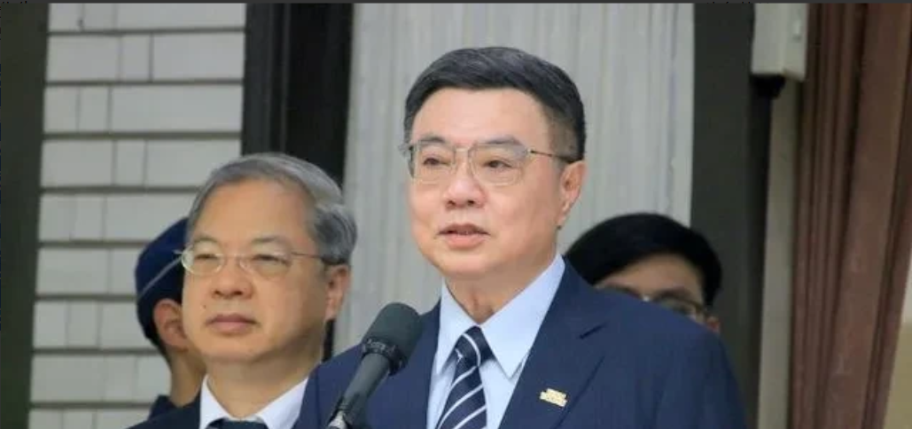 台湾省经济部门负责人郭智辉才被媒体点名在行政机构改组名单中，今天又被爆料在老东家