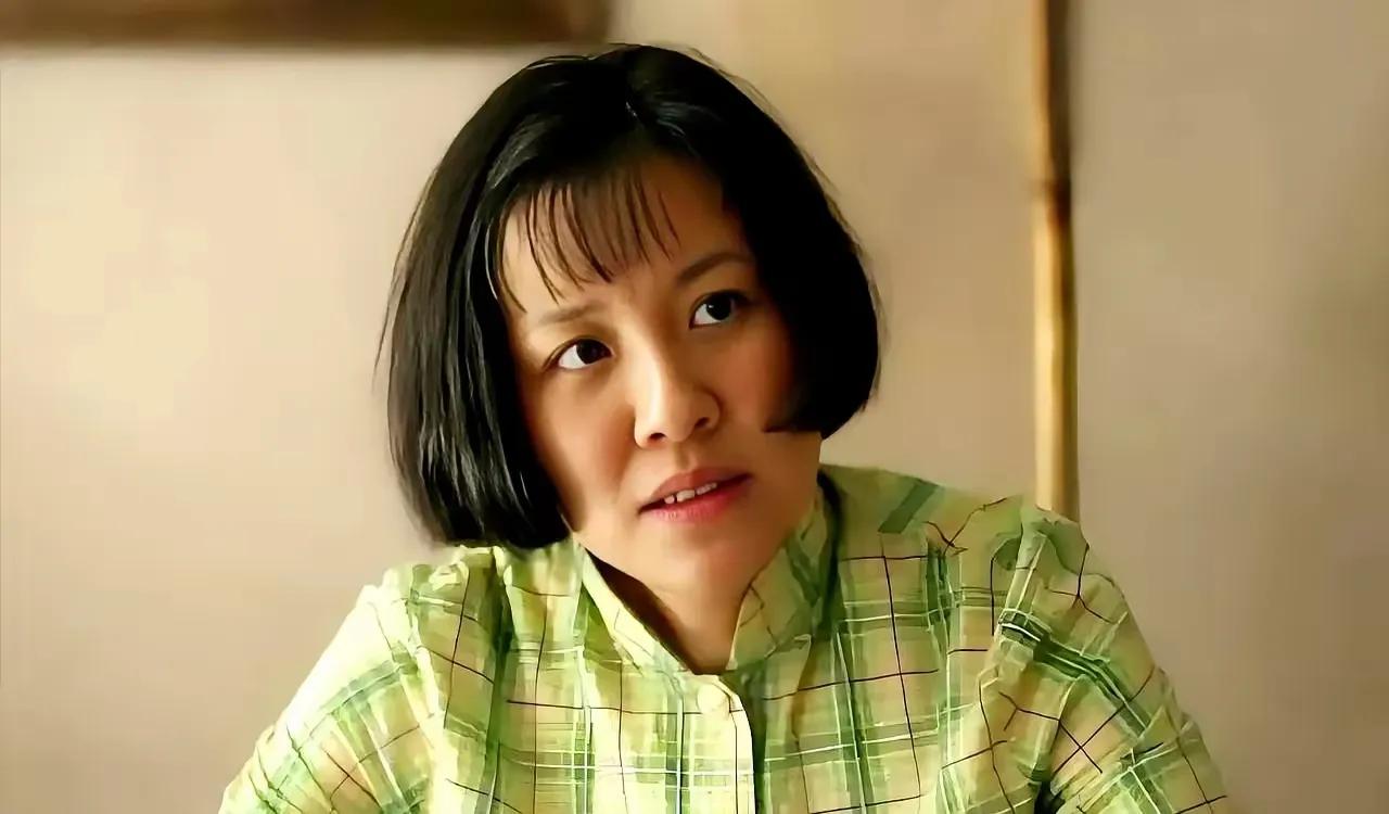 重刷《父母爱情》才发现，江德福帮欧阳懿的这步棋，藏着最顶级的人情智慧！欧