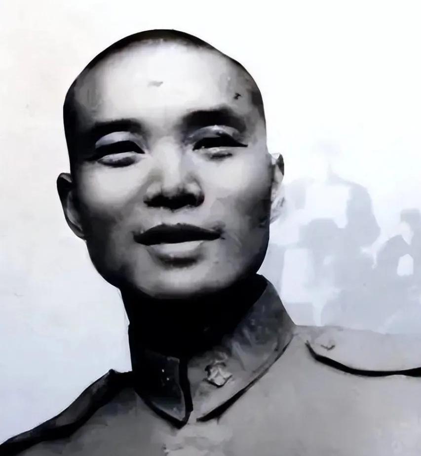 1962年，军统大特务沈醉，被安排进政协工作，月薪100元。他抬头一看，新上司让