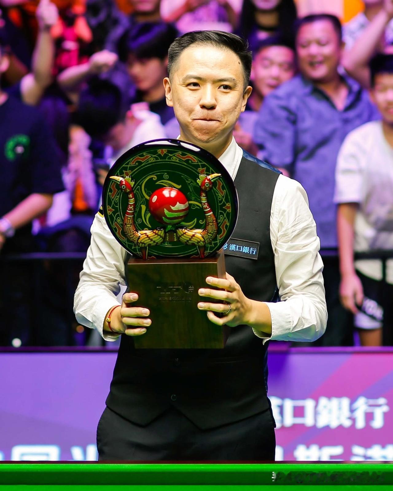 从17年的苦苦等待到两个排名赛冠军，肖国栋是一位为梦想不屈不挠的斗士！随着世界