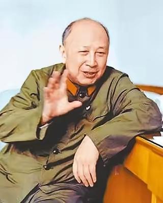 钱学森先生一席话，语出惊人，振聋发聩：“想要瓦解一个民族，只要抽掉男人的脊梁和血