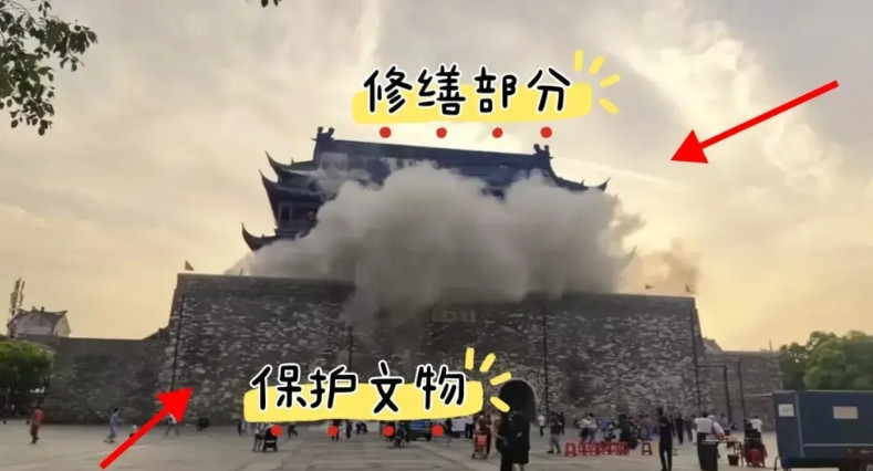 凤阳鼓楼“掉瓦”这件事！重点不在于这是朱重八花大价钱修的，也不在于楼宇是否违
