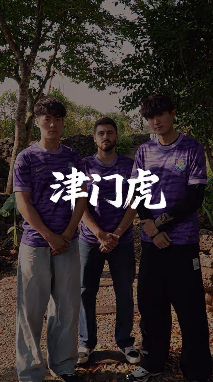 卧虎球衣发布的文案太棒了，建议全文背诵。🐯🐯🐯在每一道浪潮中，🌊指引我们