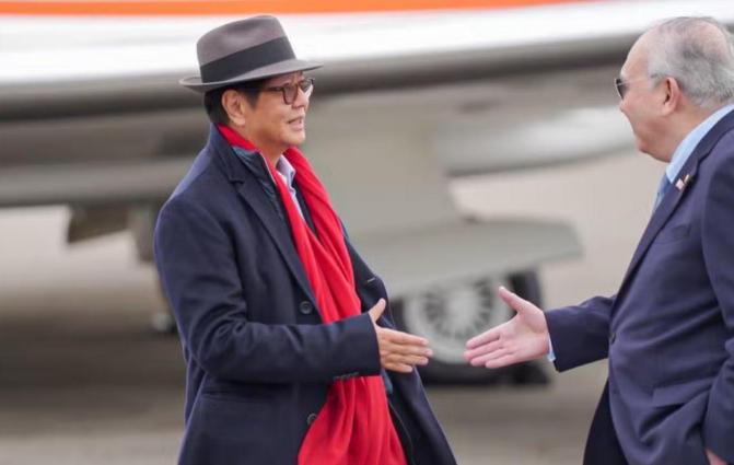 小马科斯访美特朗普都没见他，派了个副部长就把他打发回国小马科斯这次访美，连特