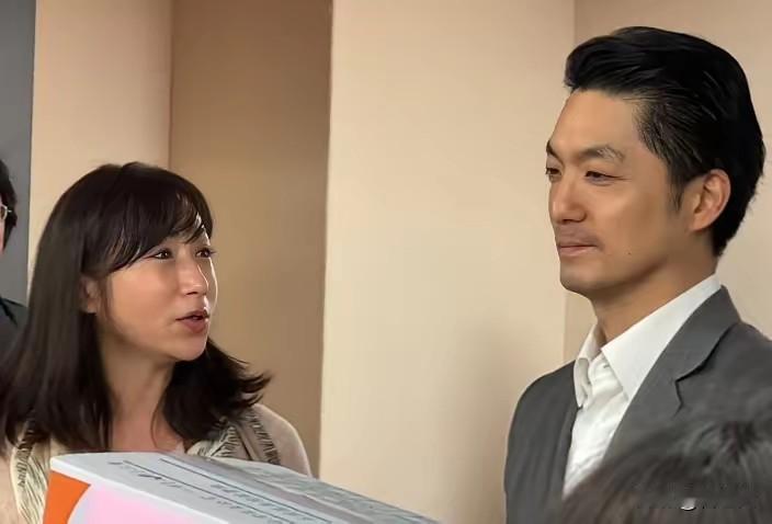 奇葩蒋万安刚落地台湾，民进党议员许淑华质问为什么你一回台湾，大陆就军演？蒋