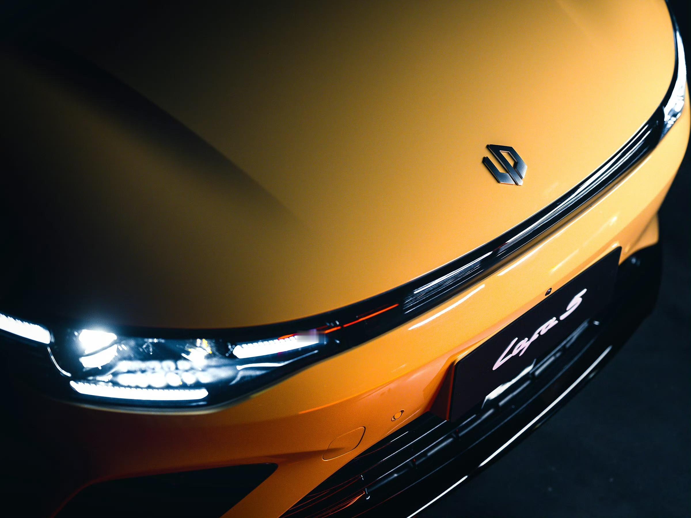 在法国生活久了，我已经习惯了这些法国人被中国新能源“吓一跳”的反应。咱就说零跑在