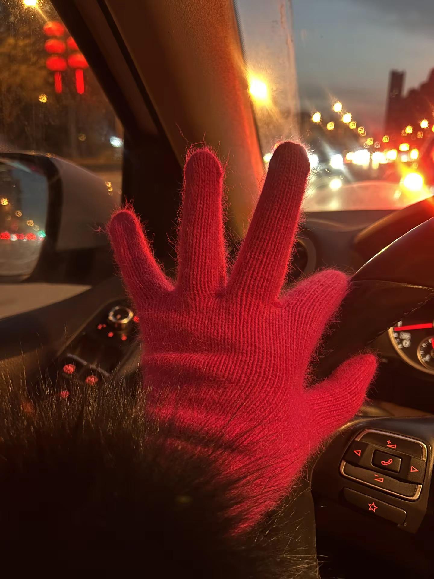 算了，和你们这些有方向盘加热的说不清楚