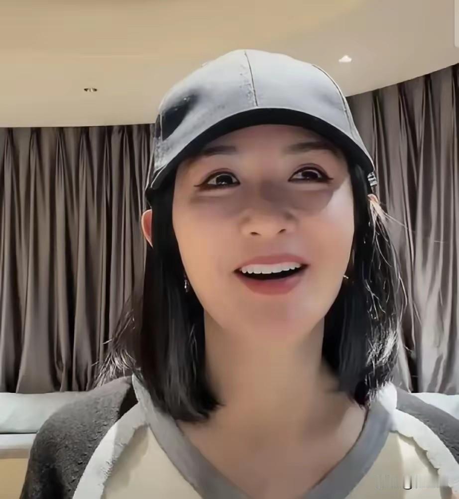谢娜回应了:“票卖的出去我就继续开”原来谢娜也看的见网上别人对她的评价和态度，