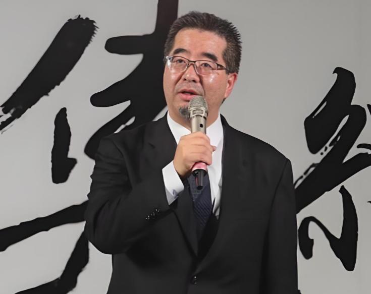 不装了！国民党副主席萧旭岑2月27日表示，“今天全世界的民主国家都认为要