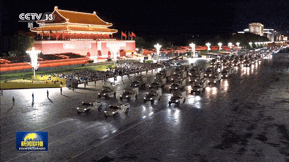 中国阅兵向国际传递什么信息传递的信息是：老子不是天下第一，但是不好意思，老子是西