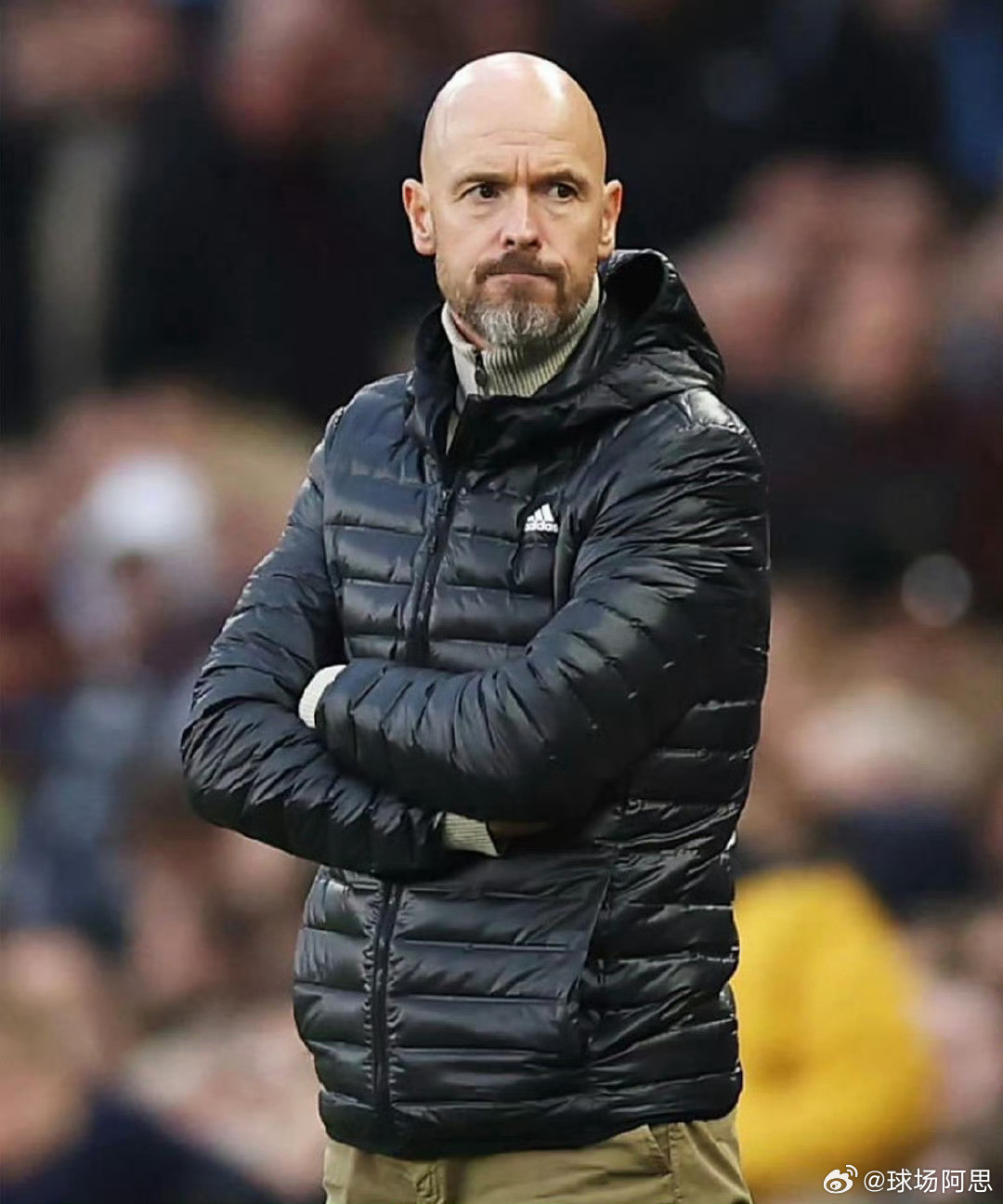 万-比萨卡：滕哈格刚来到球队时很艰难，他一到任就告诉我，我不在他的计划之内。但当