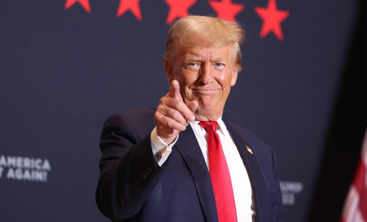 中俄收到“邀请函”，特朗普想要“三分天下”？中方的态度至关重要。特朗普宣布俄乌都