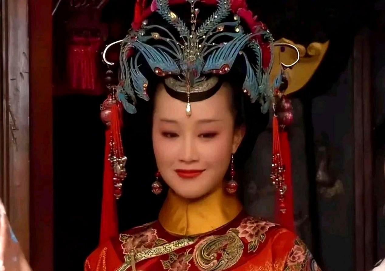 浣碧竟然是颗定时炸弹？你被甄嬛传骗了！你以为甄嬛待浣碧是姐妹情深？大错特错