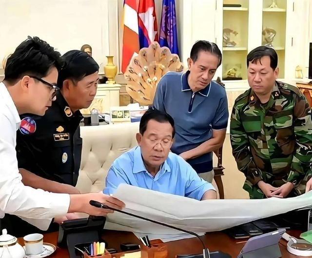 洪森这下子算是“颜面扫地”了，他有三个“没想到”：洪森没想到儿子洪玛奈在冲突