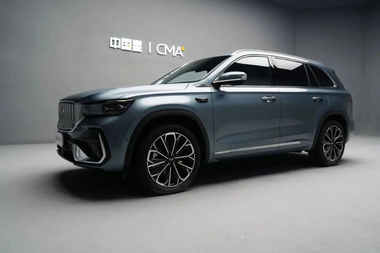 15万级购车不纠结！吉利双车焕新：2.0T+双联屏，家用党闭眼入太香了谁懂啊！预