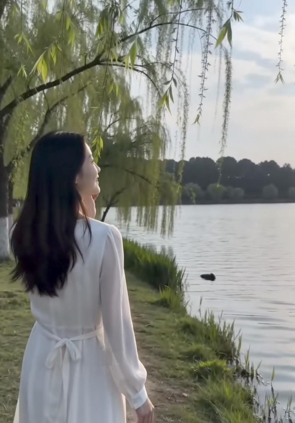 教师职称评审的水分问题，早已不是小众吐槽，而是行业内普遍存在的痛点。究其根源，是