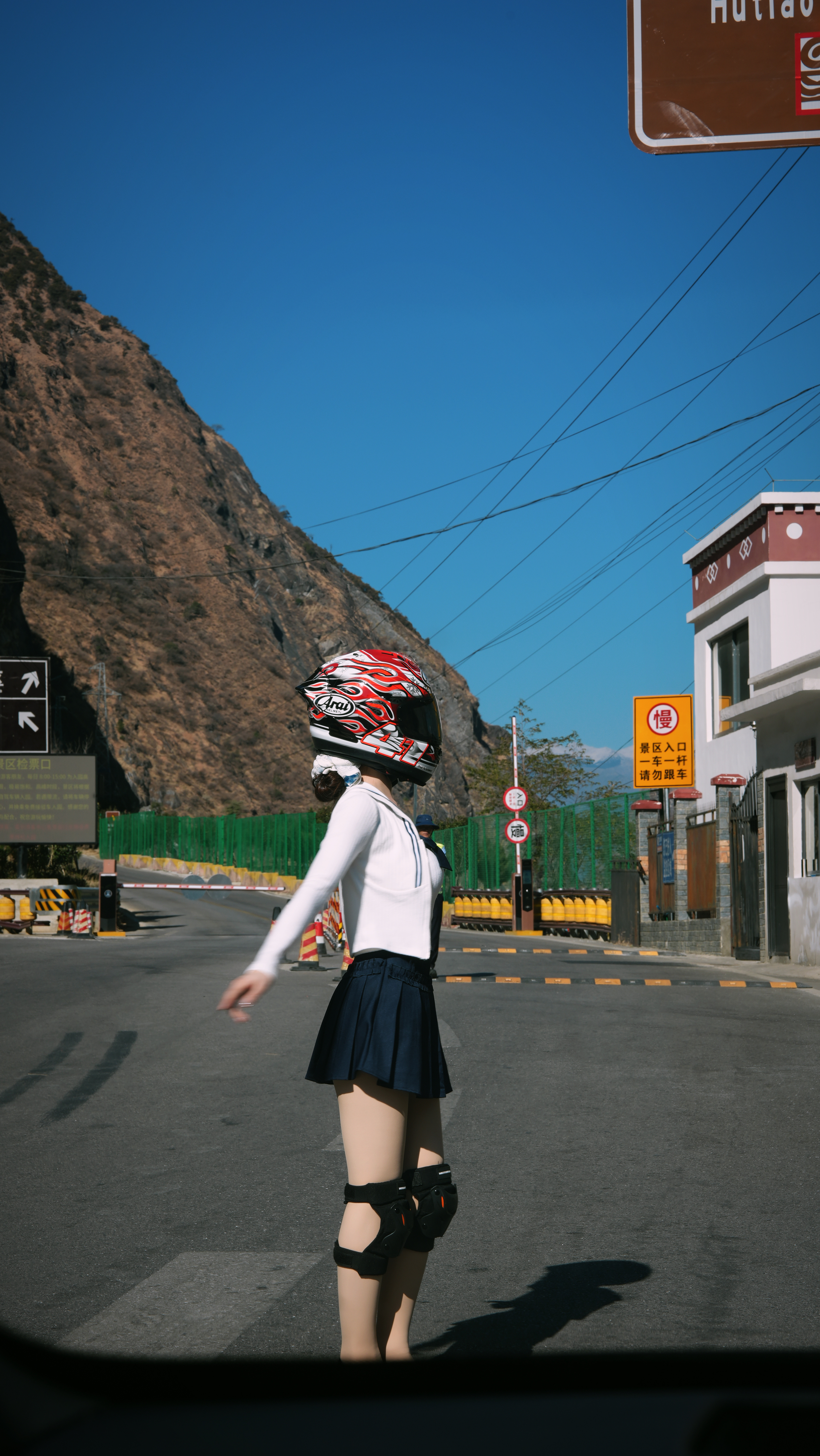 建议洗澡时不要总弯腰洗头嗯，建议吃饭别吃太多，建议炒菜不放油，建议下雨天不出门，