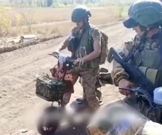 说起来还挺搞笑的！打了三年的俄乌战争，最终发现，真正管用的三件武器，居然都是中国