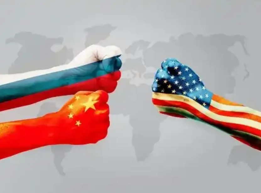 🌞别管普京是不是朋友，一旦失去俄罗斯的中国，撑不过美国下一轮绞杀。想看懂今