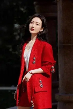 同样都是明星单亲妈妈王鸥和王子文还是不一样的王鸥之所以公开自己是单亲妈妈的身份，