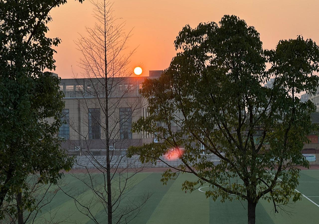 河南的养老待遇那么高吗？早晨刷到一位河南的网友说他2024年9月开始领取养老金