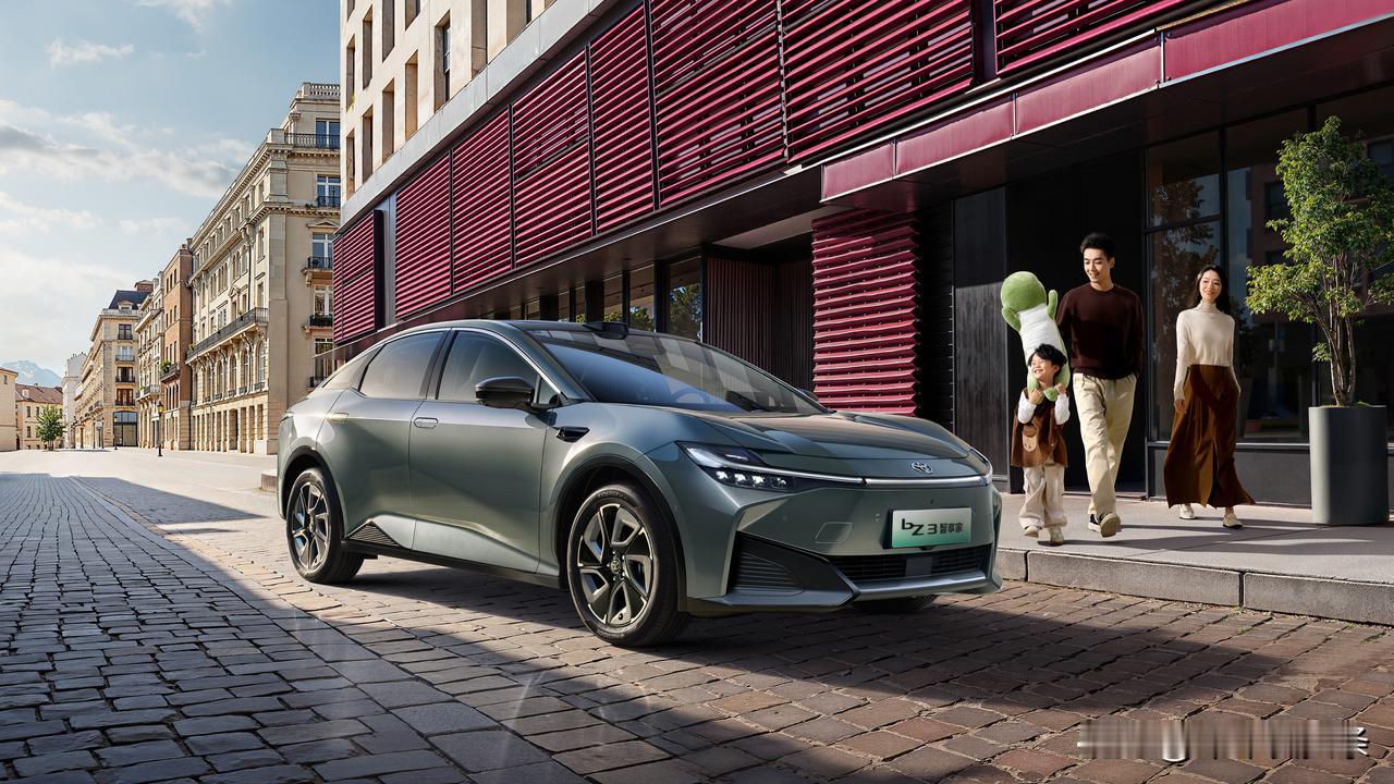 全球十大汽车集团:10、吉利集团(中国)9、铃木集团(日本)8、本田集团