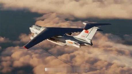 歼-35明明有空军版，为什么亮相的都是舰载版？原因只有一个。同属歼-35家族，空