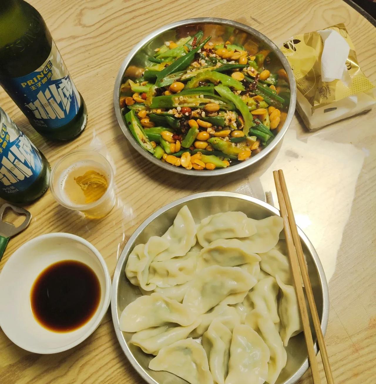 看看我的小日子过得怎么样！今天没有和熊孩子联系，给他自己点外卖吧！我也不是天天