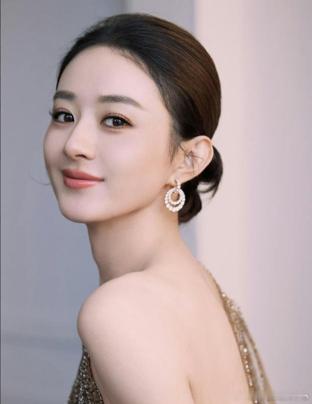 1.鹅厂新真人秀敲定丁禹兮、沈腾、周深、张艺兴加盟，丁禹兮对接起来很积极，觉得能