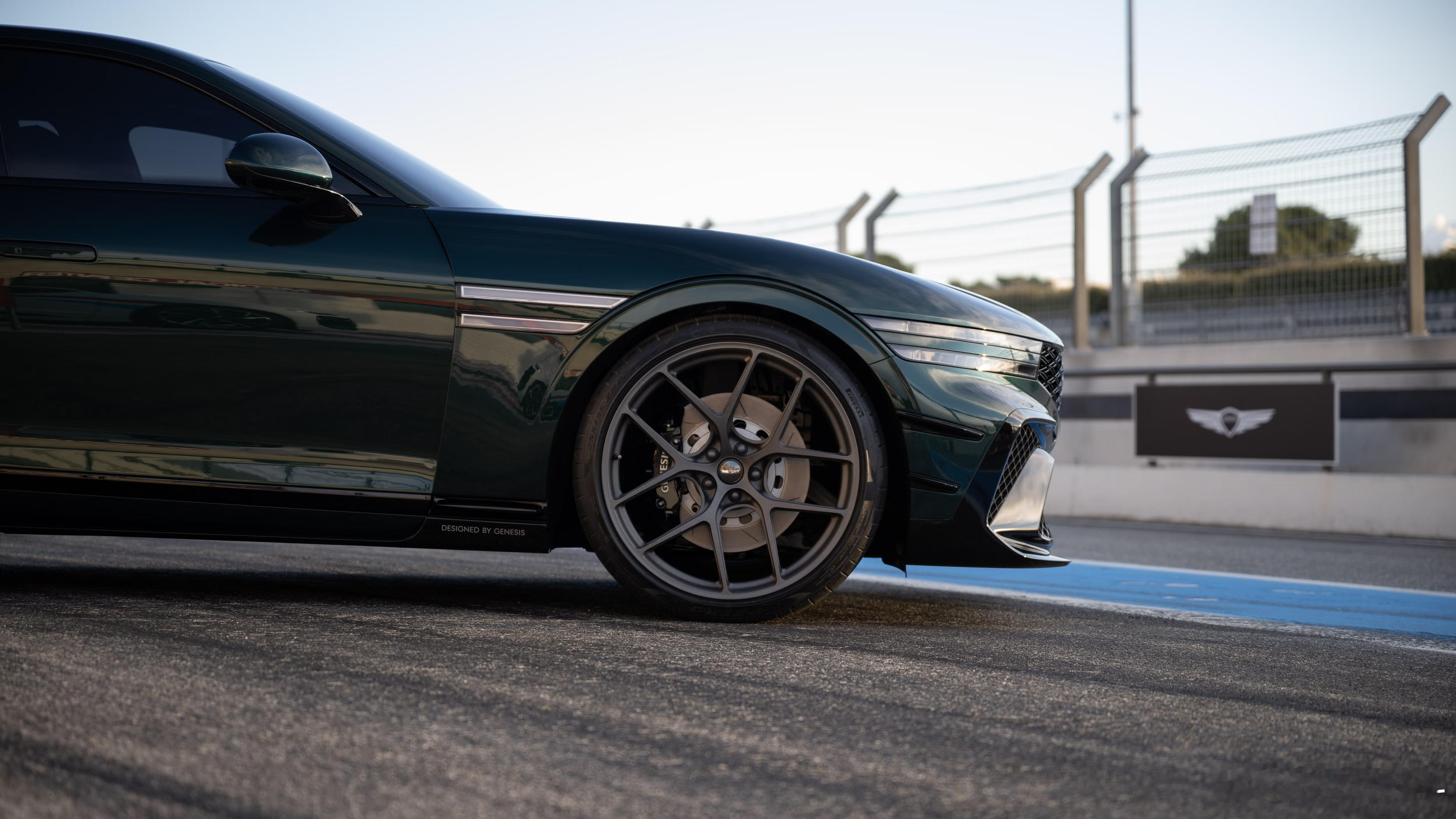 捷尼赛思GenesisG90Wingback，概念车少有的好看，就看什么时候