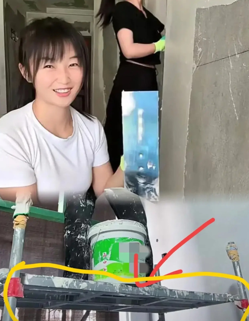 25岁刮腻子女网红怎么死的？答：坠落的面大。很多网友是因为这条其离世新闻才知道她