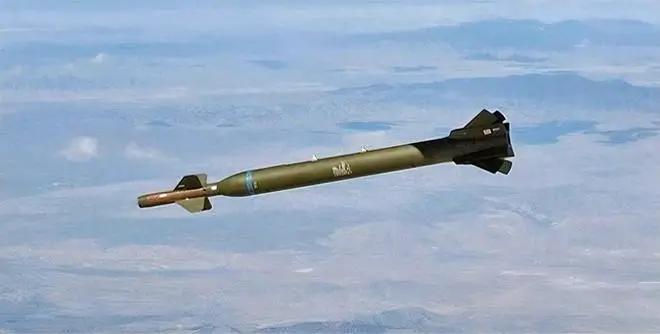 俄罗斯试射“海燕”导弹可不简单,这里面大有玄机。“海燕”导弹是核动力巡航导弹,它