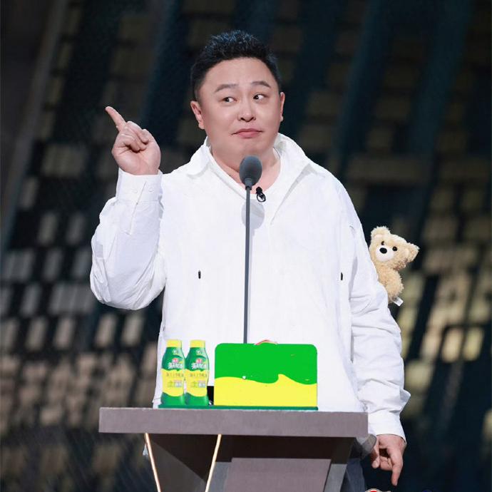 阎鹤祥晒26年前同学录，中学时代的目标已经完成一大半！德云社阎鹤祥发文，晒26年