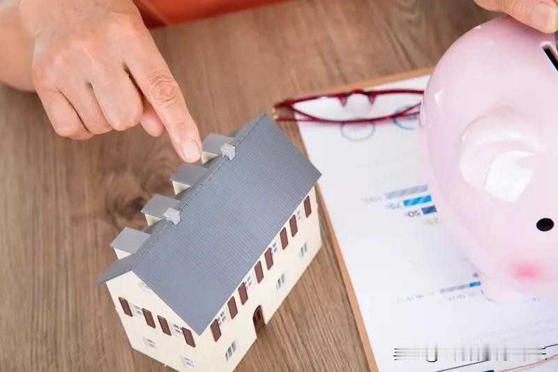 一二线这两年买房还有这类群体。因为前几年高高在上遥不可及的房价现在调整到自己心理