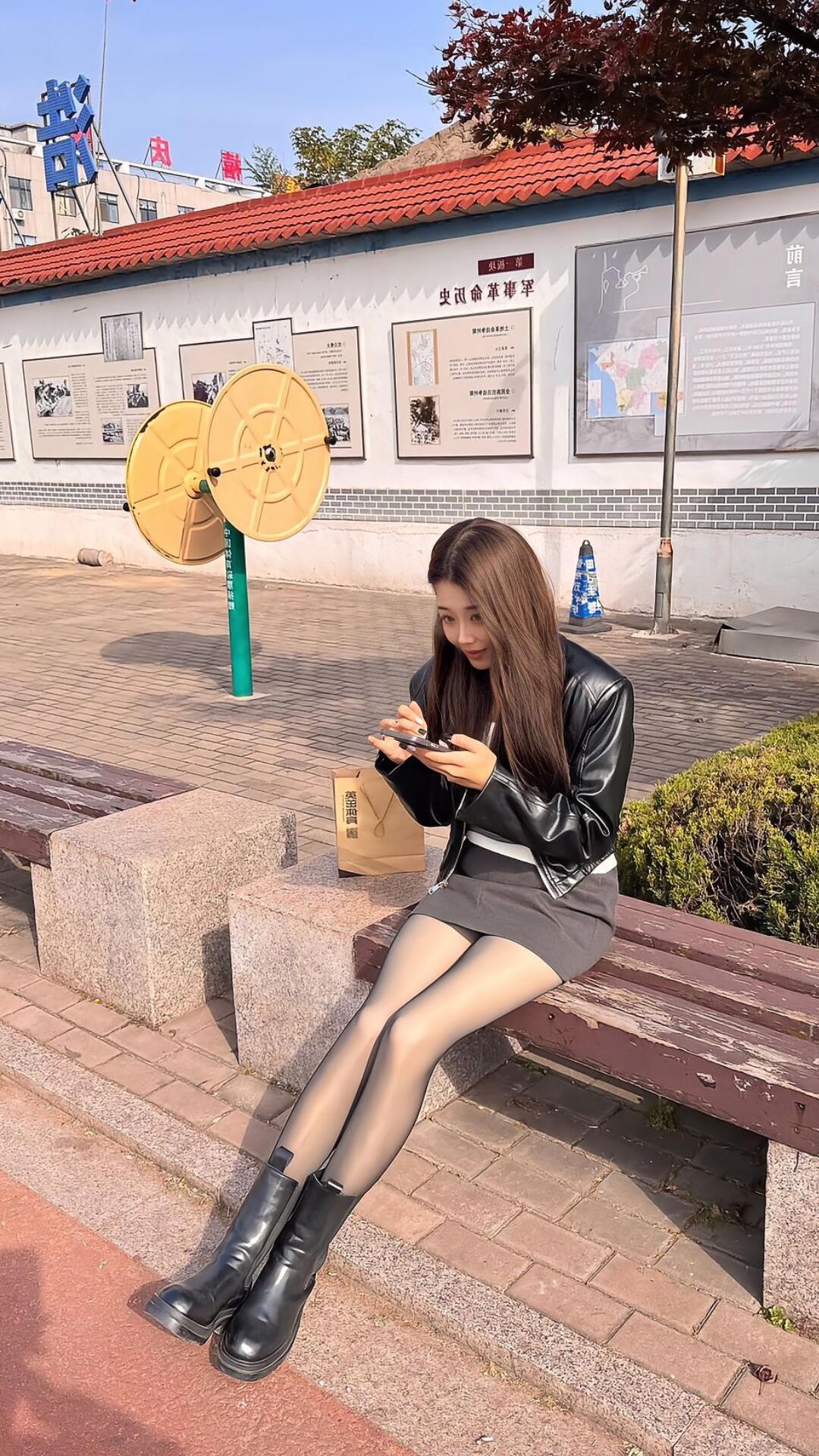 该如何穿搭让人百看不厌倦?