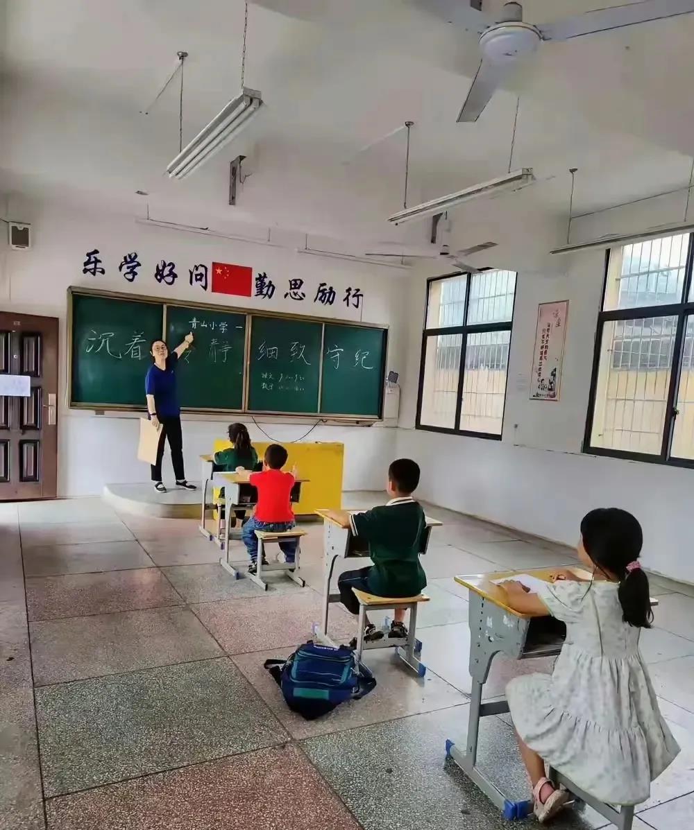 现在都没人生娃了？