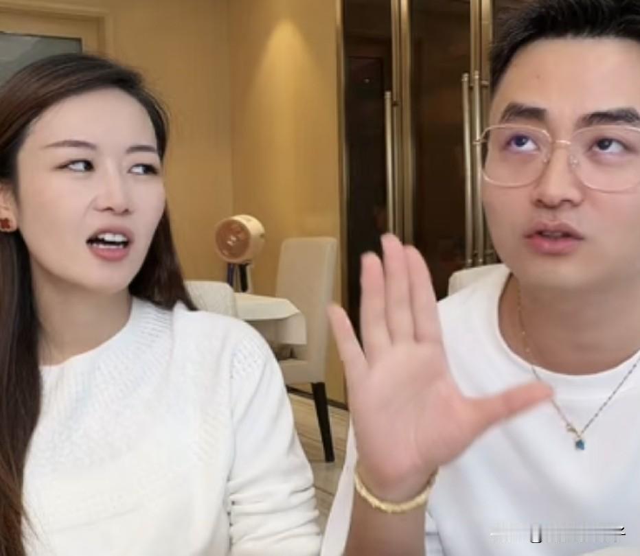 32岁梦丹官宣怀孕，网友都好奇公婆什么表示，以后谁来带娃？梦丹始终管婆婆叫