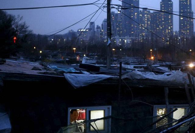 【琅河财经】街头小吃有两个问题：1、微塑料。这个我科普过了，几乎所有的街头小