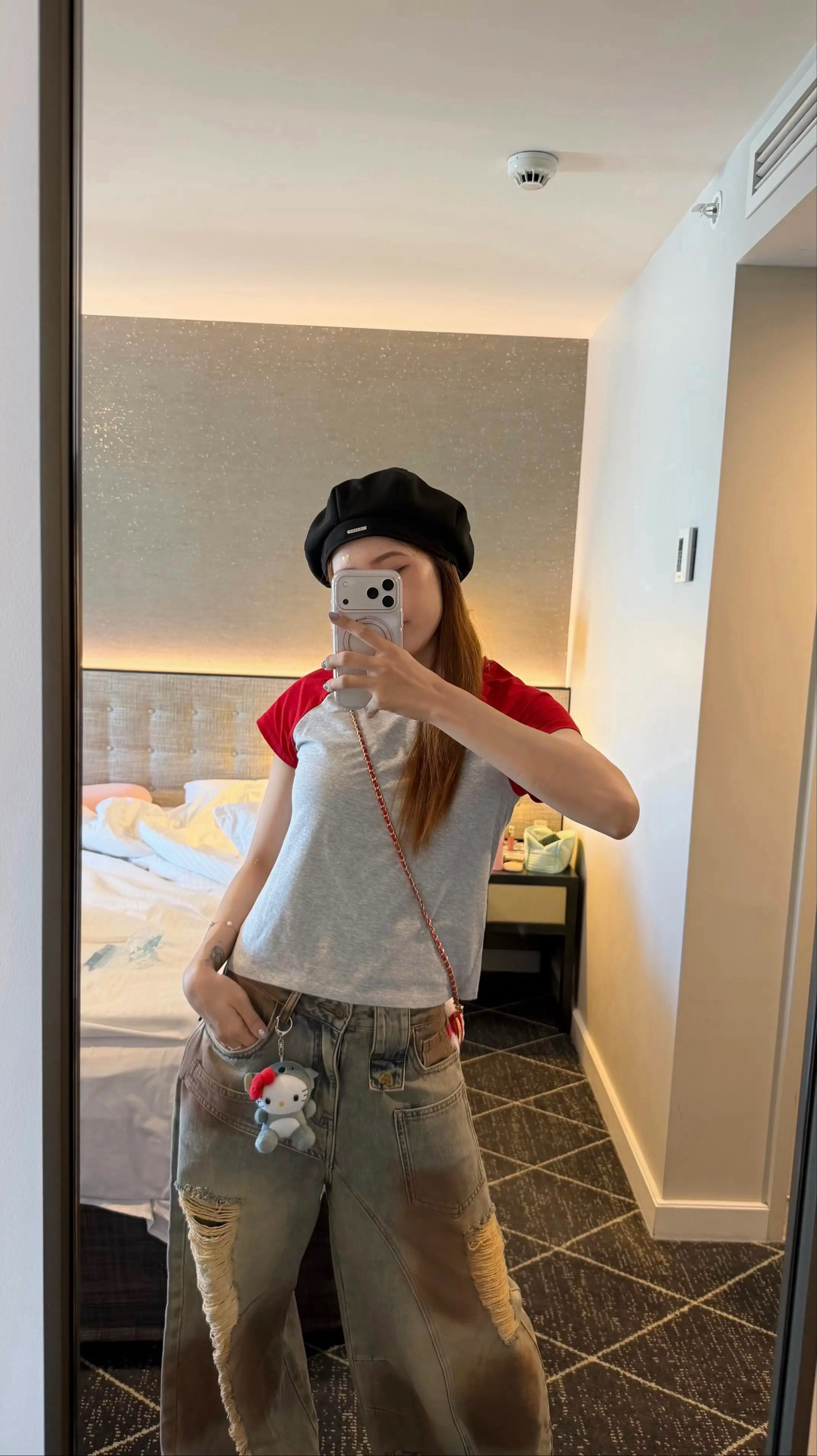 朱成竹展示各种风格的OOTD​​​
