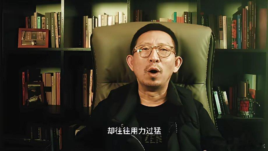 丁太升说张译的演技，堪称歌手界的张杰都是实力被高估了，让他们容易用力过猛，丁太升