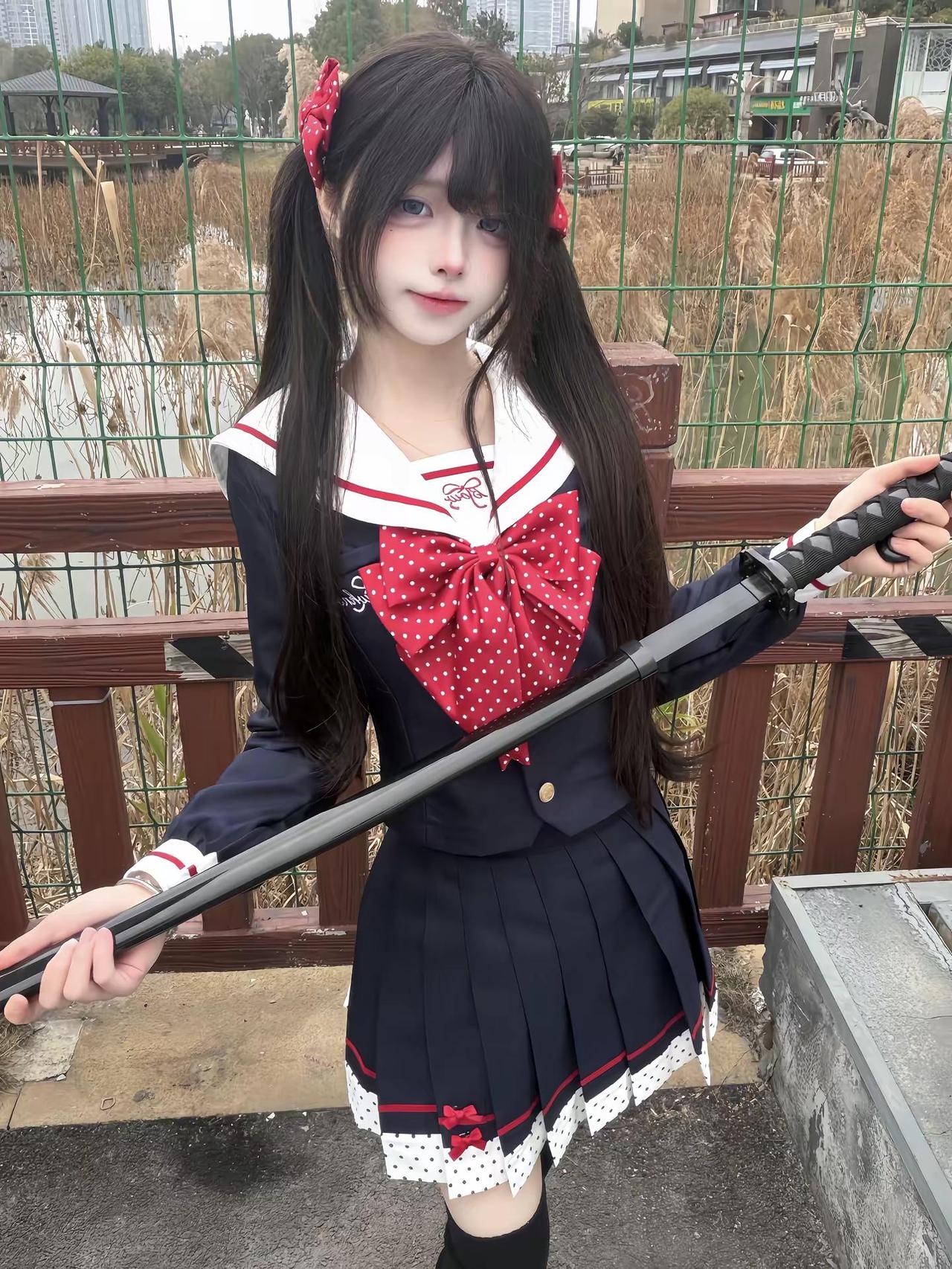 有时候太在乎反而会让关系变坏不是吗。天蝎座