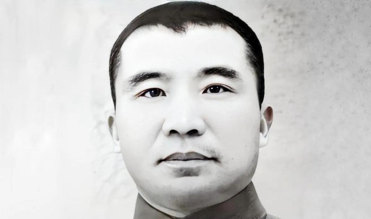 1941年，日军用毒气攻下高安城，74军军长王耀武看着满地的国军尸体悲痛欲绝，这