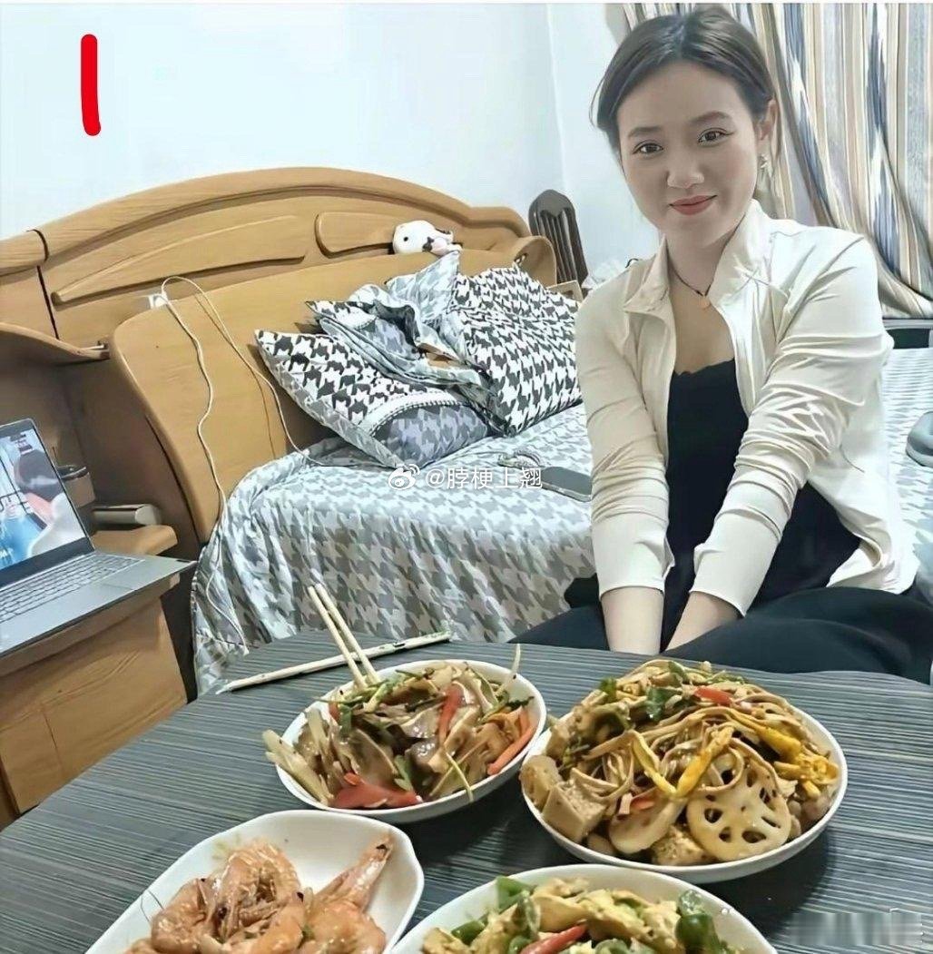 两个都一手好菜的媳妇，你会娶谁？