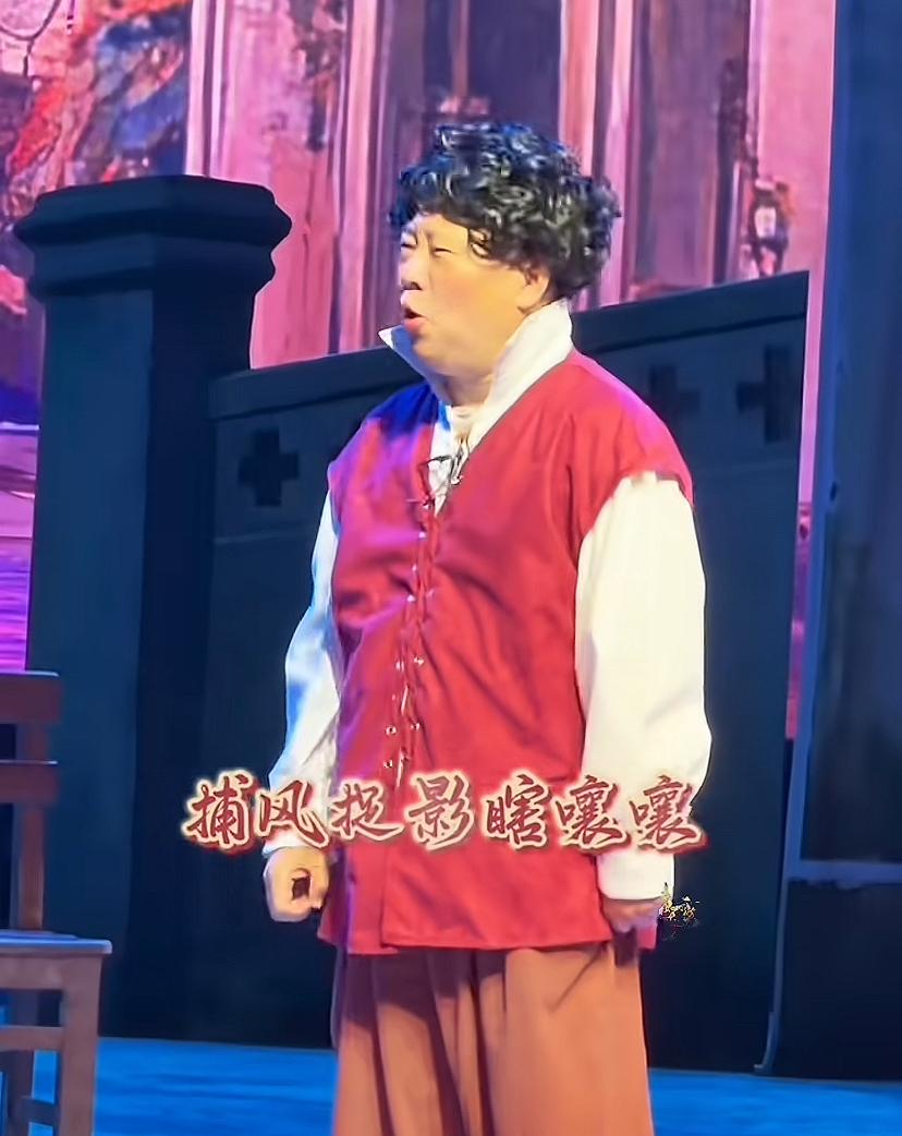 【郭德纲回应黑粉，直指蹭流量的带货主播，对此你怎么看？】近日，德云社班主、非著