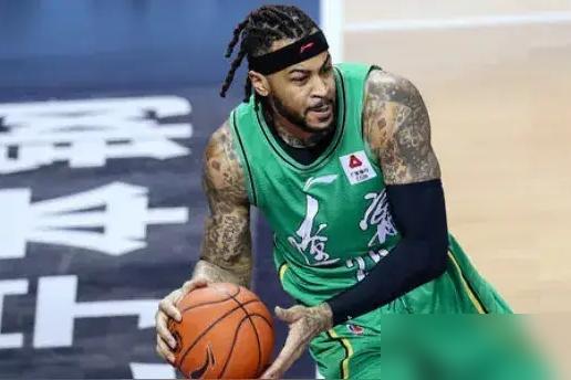 莫兰德回辽宁变软，萨林杰去广东逆袭，原来都是徐杰在搞事情！辽宁这波重金回购莫