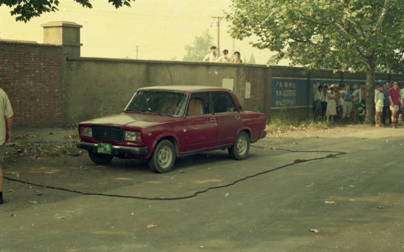 #32年前南京抢劫杀人案告破#【#32年未破的命案终破获#！两人在南京游玩因没钱