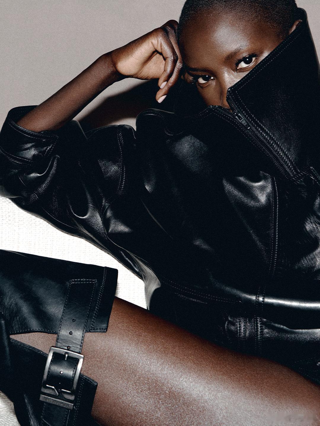 eric时尚星闻eric时尚大片BALENCIAGA冬季26系列“光与影
