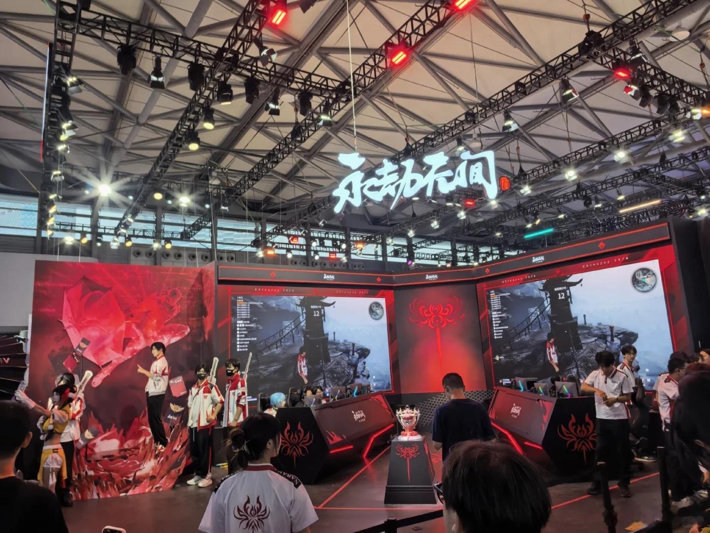 集你所爱第一次打卡2026ChinaJoy8.1场次，半萌新动漫游戏爱好者全程